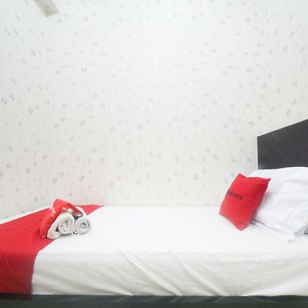 Reddoorz Apartment @ Pegangsaan Kelapa Gading 3 Jakarta Eksteriør bilde