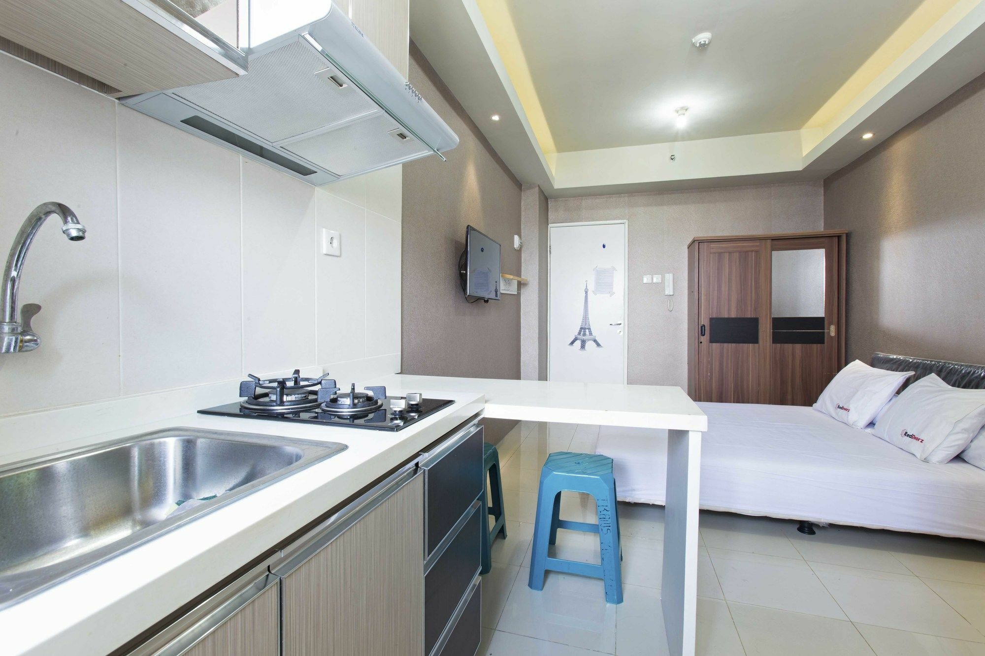 Reddoorz Apartment @ Pegangsaan Kelapa Gading 3 Jakarta Eksteriør bilde