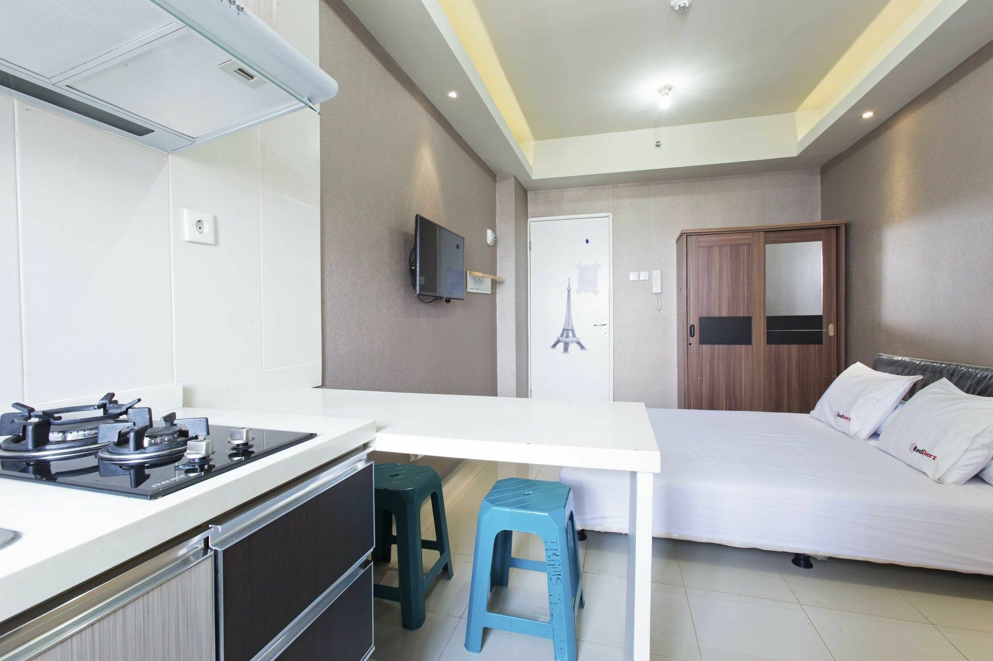 Reddoorz Apartment @ Pegangsaan Kelapa Gading 3 Jakarta Eksteriør bilde